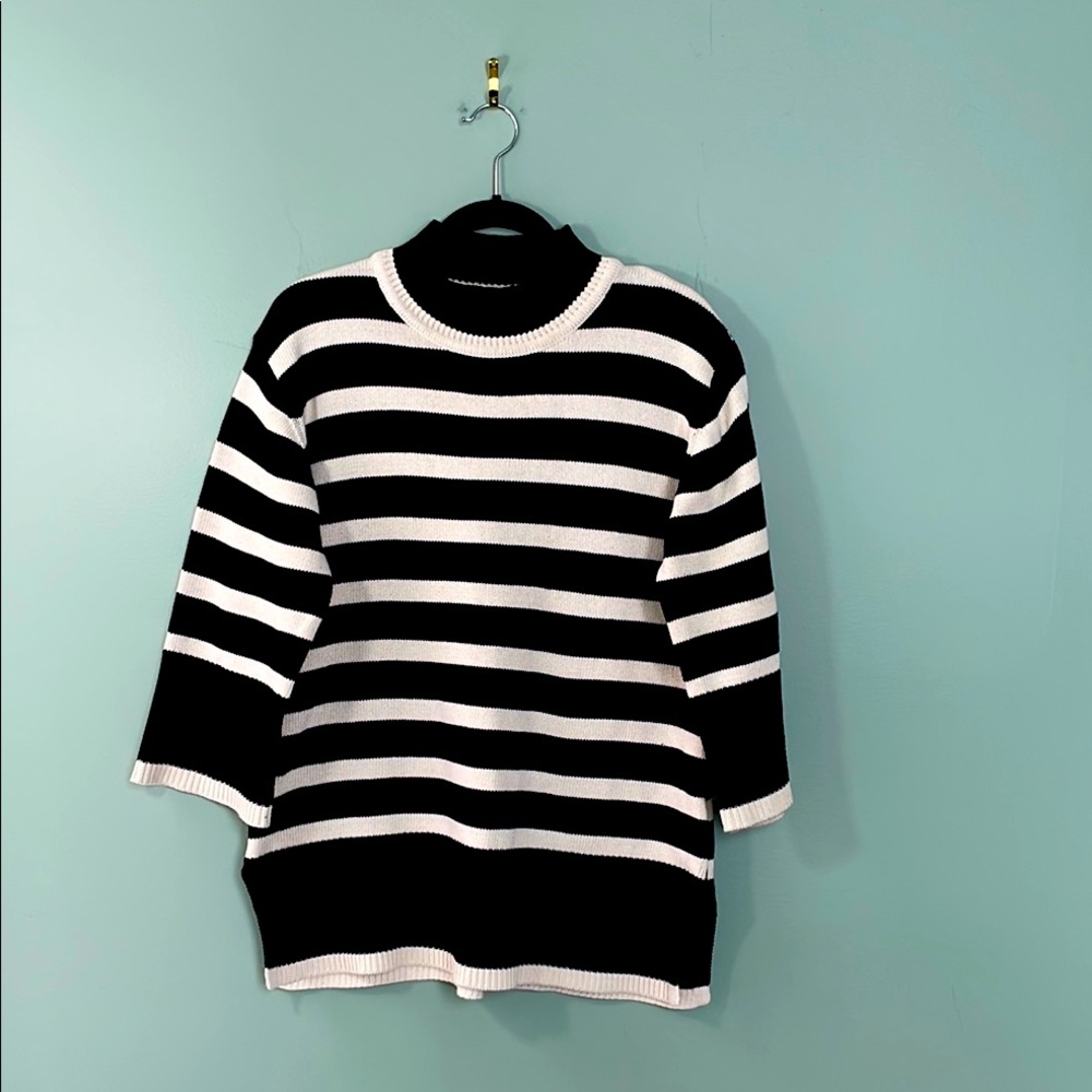 Black and White Striped Sweater 100% cotton
